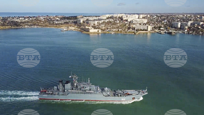 Украинската армия каза, че е извършила ракетна атака срещу руските сили на Змийския остров в Черно море