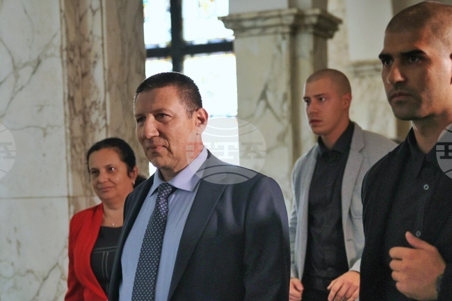 Съдебна палата - Борислав Сарафов - родители на загинали в ПТП деца - среща