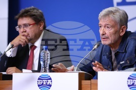 Национален пресклуб на БТА - Театър „София“ - турне - пресконференция - Ириней Константинов