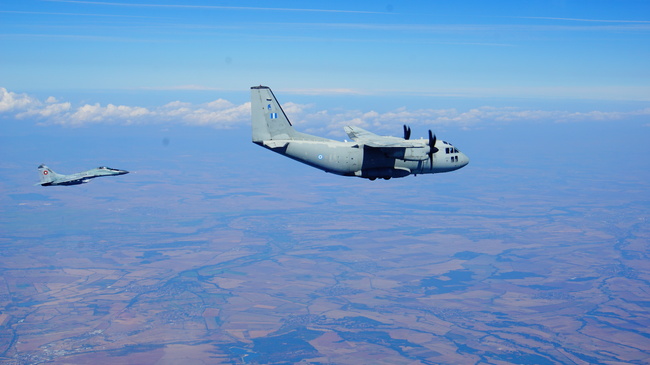 МО: Премина успешно българо-гръцката летателна тренировка „Green Bridge – 2023“ в интерес на мисията по охрана на съюзното въздушно пространство