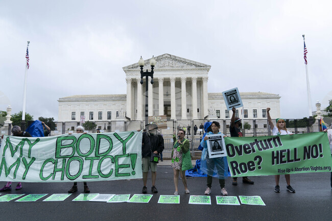 Мнозинството от американците продължават да подкрепят правото на аборт, сочи проучване