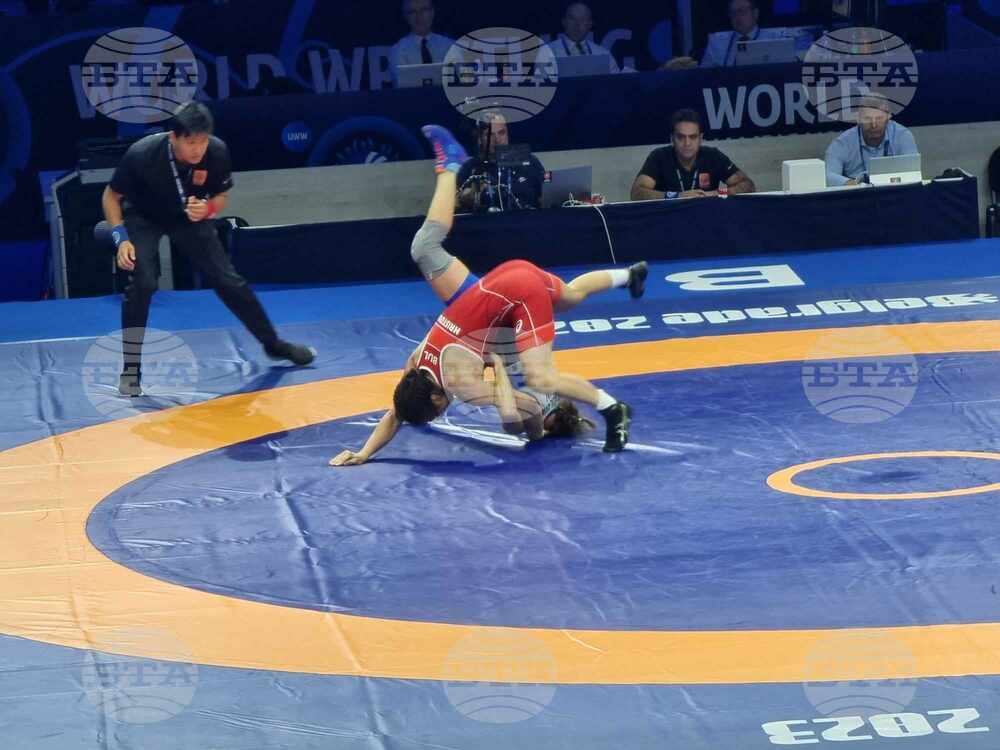 Bulgarian Wrestler Mimi Hristova Wins Bronze at World Championships in Belgrade