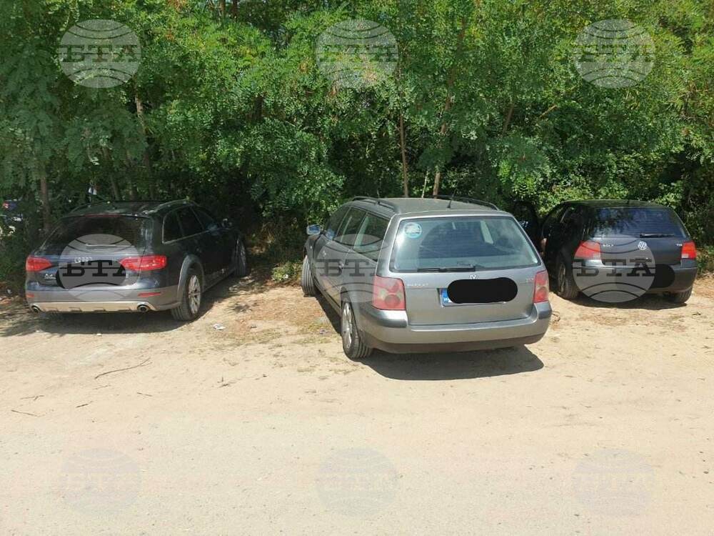Близо 170 нарушения на автомобили, паркирали върху пясъчни дюни, са установени от началото на лятото до 15 септември