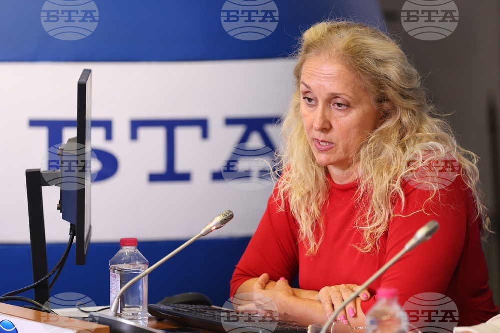 Национален пресклуб БТА София - "Пазарлък, заплати и шуробаджанащина в "Майчин дом"