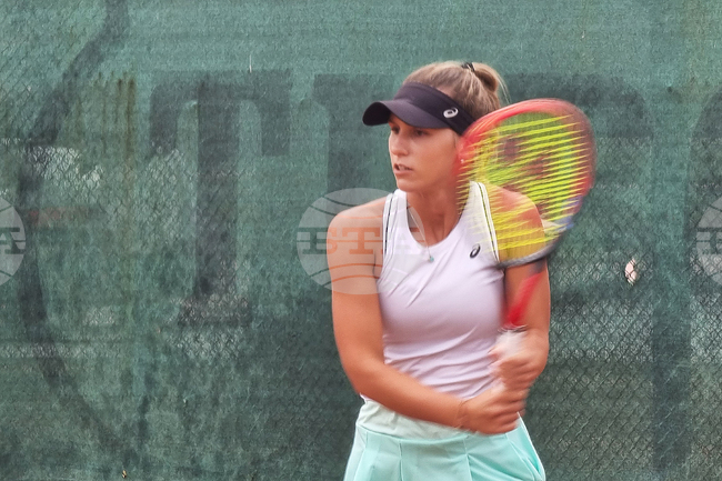 Гергана Топалова започна с победа на турнир във Франция