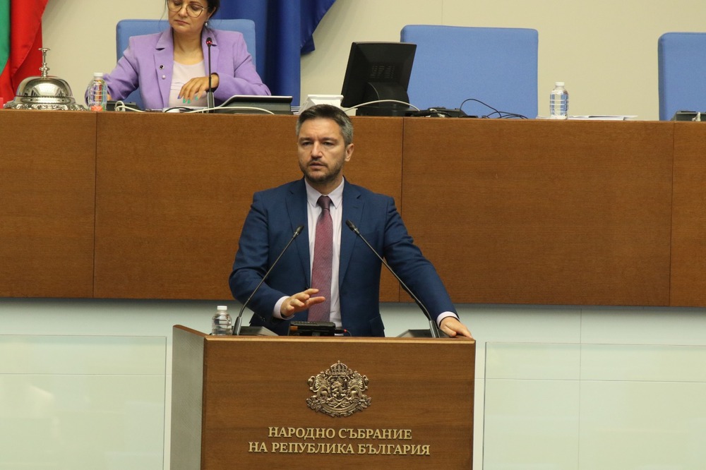 Кристиан Вигенин: Равностойно на държавен преврат би било, ако машините за гласуване са били манипулирани