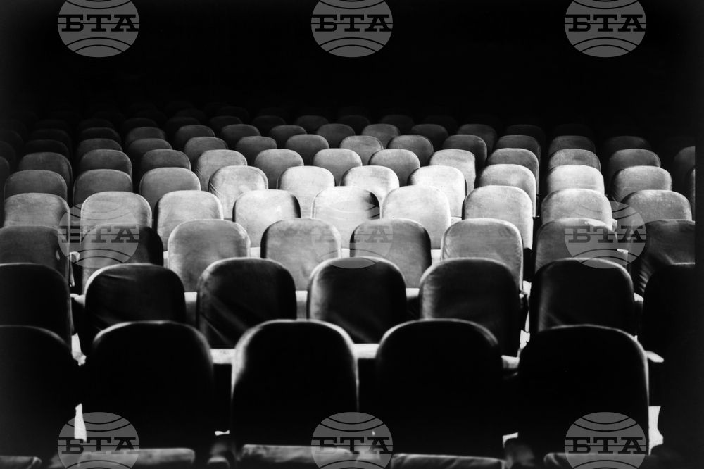 Историческото кино "Ариана" в Кабул беше разрушено