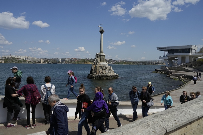 Предупреждението на Украйна за "военна заплаха" в Черно море е заявка за нови терористични атаки срещу гражданското корабоплаване, смятат властите в Крим