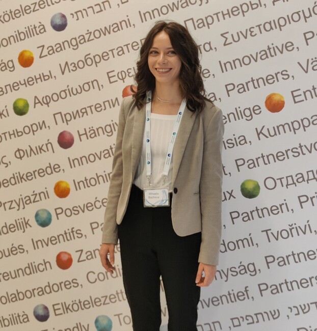 МОН: Студентка от Софийския университет спечели международен конкурс по оптометрия