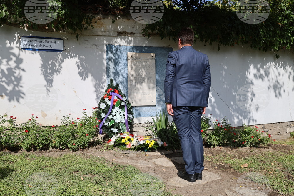 Пловдив - Ден на Независимостта - полагане на венци