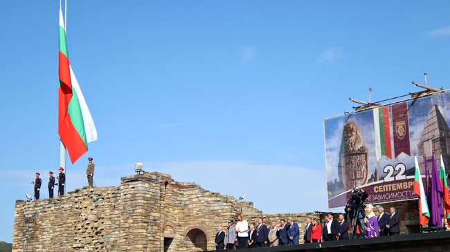 Вицепрезидентът: Недопустимо е в дългата държавническа традиция на България днес да ни управлява сглобка