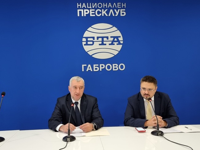 Подписване на споразумение между БТА и Технически университет - Габрово