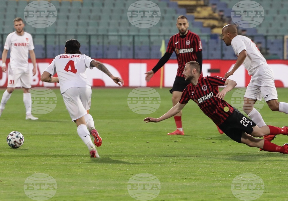 Футбол - Локомотив София - Царско село