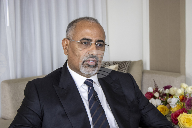 Лидерът на йеменските сепаратисти е избягал от Йемен с помощта на ОАЕ, твърди оглавената от Саудитска Арабия коалиция