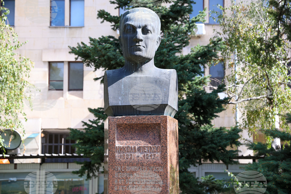 Никола Петков - годишнина