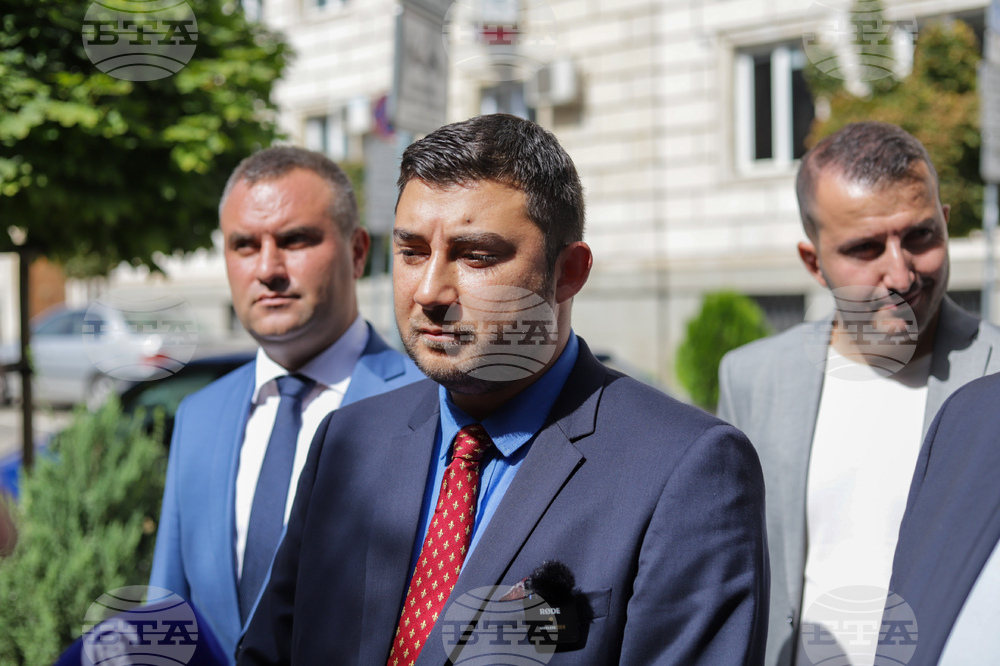 Кандидатът за кмет на София от ВМРО Карлос Контрера: Ще върна броячите на светофарите и ще се боря за „зелена вълна“ в час пик