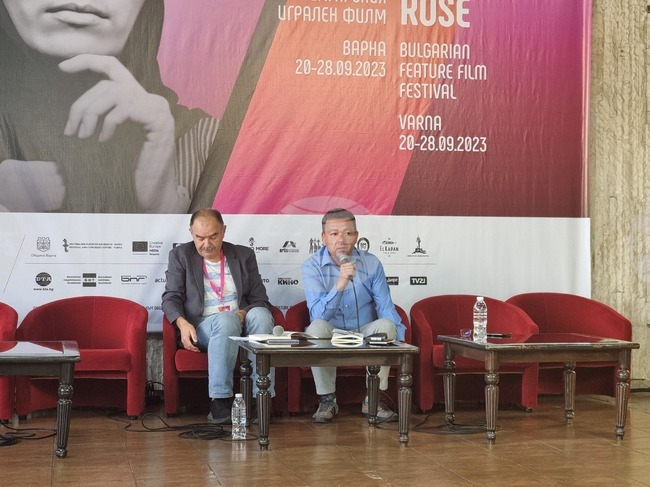 Варна - фестивал "Златна роза" - Деян Статулов - книга - представяне