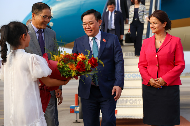 Народно събрание: Парламентарната делегация, водена от председателя на Националното събрание на Социалистическа република Виетнам Въонг Дин Хуе, ще бъде на посещение в България на 25 септември