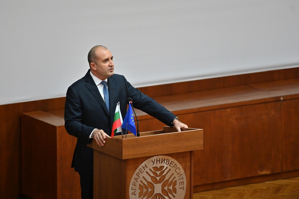 Румен Радев: Селското стопанство трябва да се превърне в модерен и устойчив дял от българската икономика, гарантиращ продоволствена ни сигурност