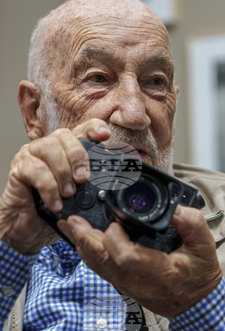 Италианският майстор на черно-бялата фотография Джани Беренго Гардин почина на 94-годишна възраст