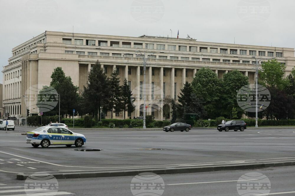 Синдикалисти от различни сектори протестираха днес пред сградата на румънското правителство