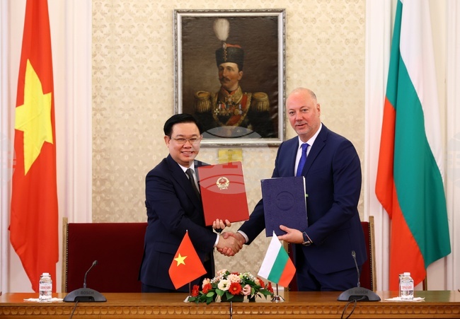 Народно събрание - Росен Желязков - Въонг Дин Хюе - Меморандум за разбирателство