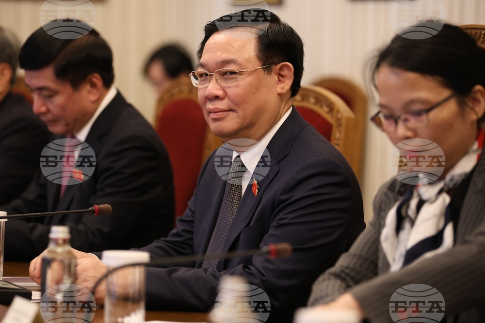 Румен Радев - Въонг Дин Хюе - среща