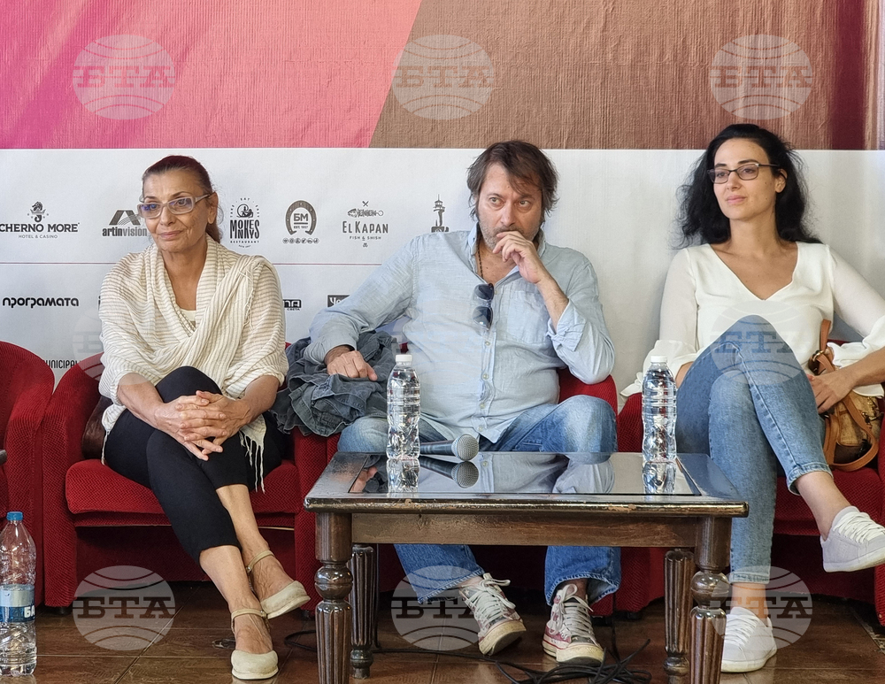 Варна - фестивал "Златна роза" - премиера на "Уроците на Блага"