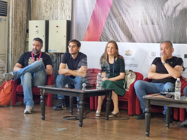 Варна - фестивал "Златна роза" - премиера на "Уроците на Блага"