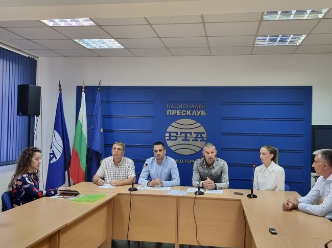 Гражданска инициатива "ЗА ПАВЛИКЕНИ"  представи формата си за участие в местните избори, чрез създадената широка местна коалиция "Заедно за силна община"