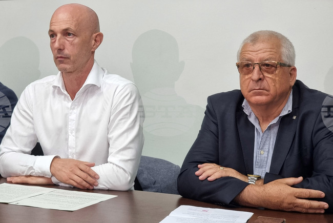 Варна - ПП "Възраждане" - пресконференция