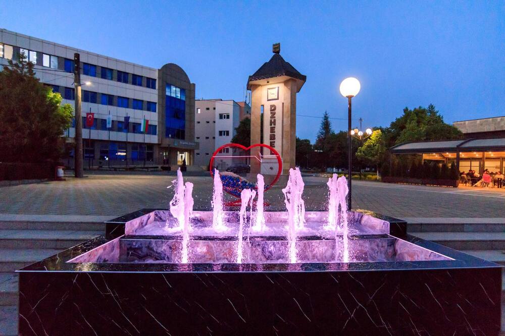 С дискотека на открито Джебел ще изпрати окончателно топлите дни и ще посрещне есента