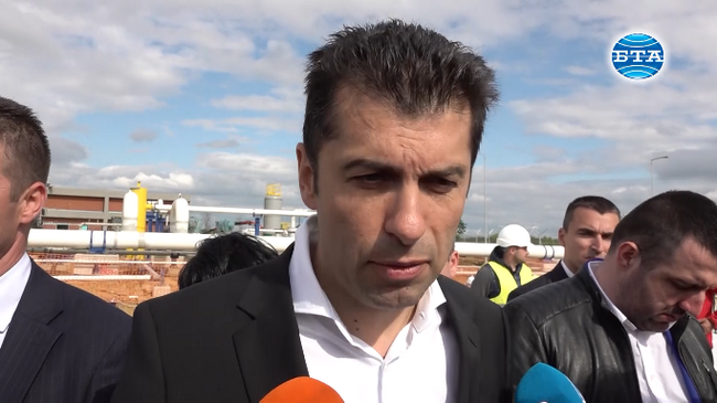 Газ по междусистемната връзка Гърция – България може да потече преди септември, смята премиерът Кирил Петков