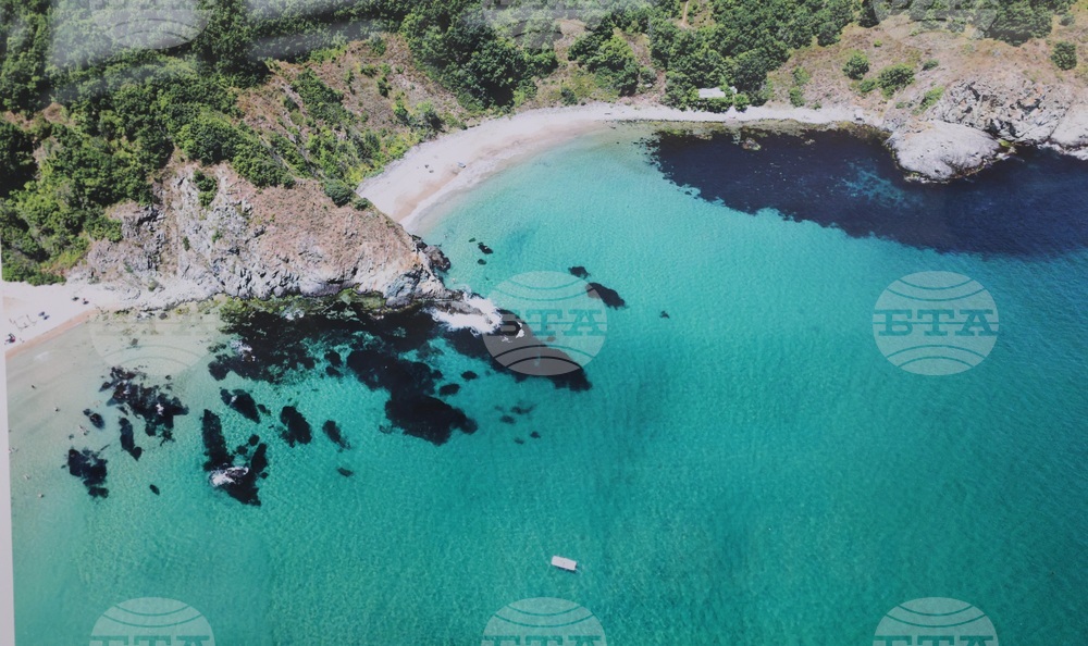 Летище София - изложба - "Моето лято в България"