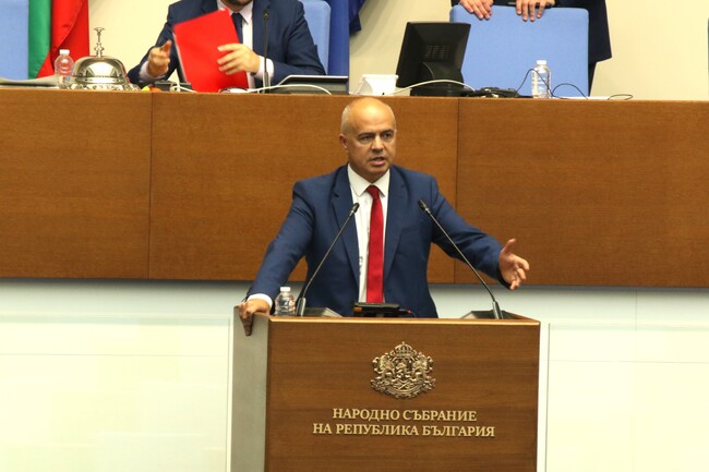 БСП: Няма как да кажем на българските граждани, че машинният вот е надежден