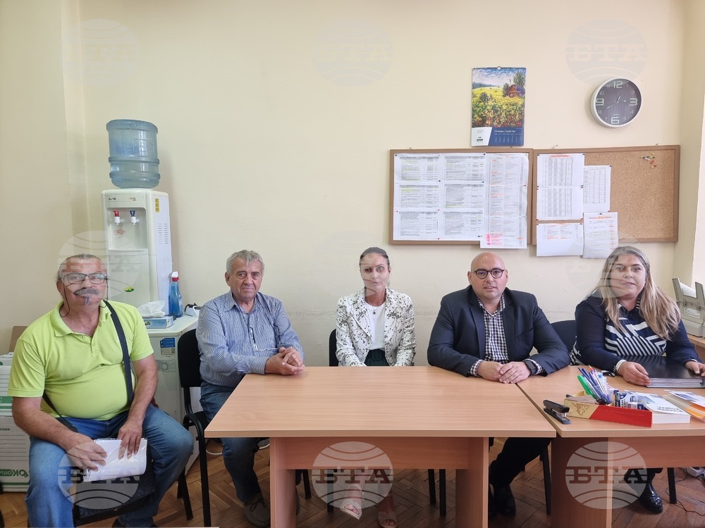 Независимият кандидат за кмет на Разград Добрин Добрев заяви, че кметът е на всички граждани, а не на определена партия или икономически кръг