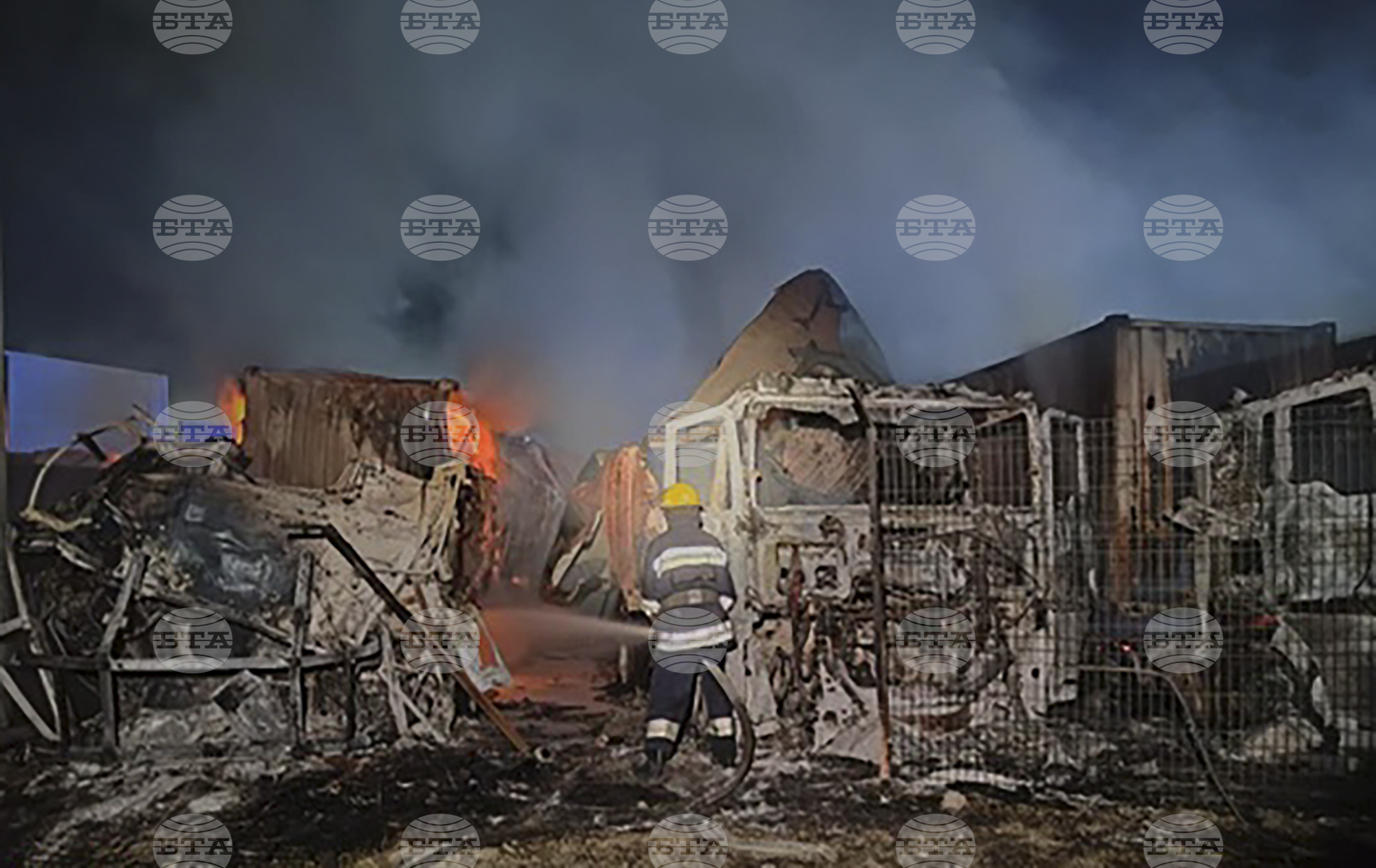 Русия за втори пореден ден нанесе удари по украинско пристанище в Одески район, заяви Киев