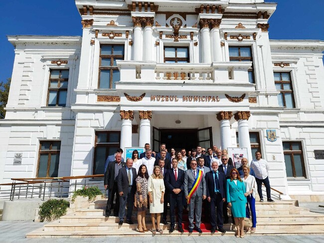 Делегация от Община Разград гостува на Кълъраш за празника на румънския град