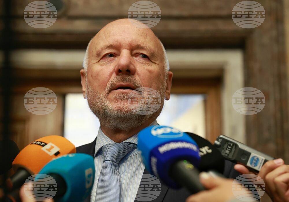 В предложението за предоставяне на допълнителна военна помощ на Украйна не става въпрос за зенитно-ракетни комплекси, каза Тодор Тагарев