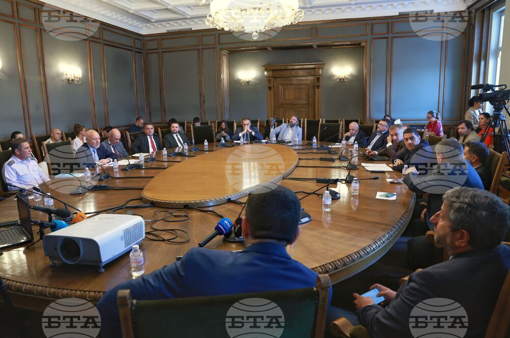 Парламент - Комисия по отбрана - заседание