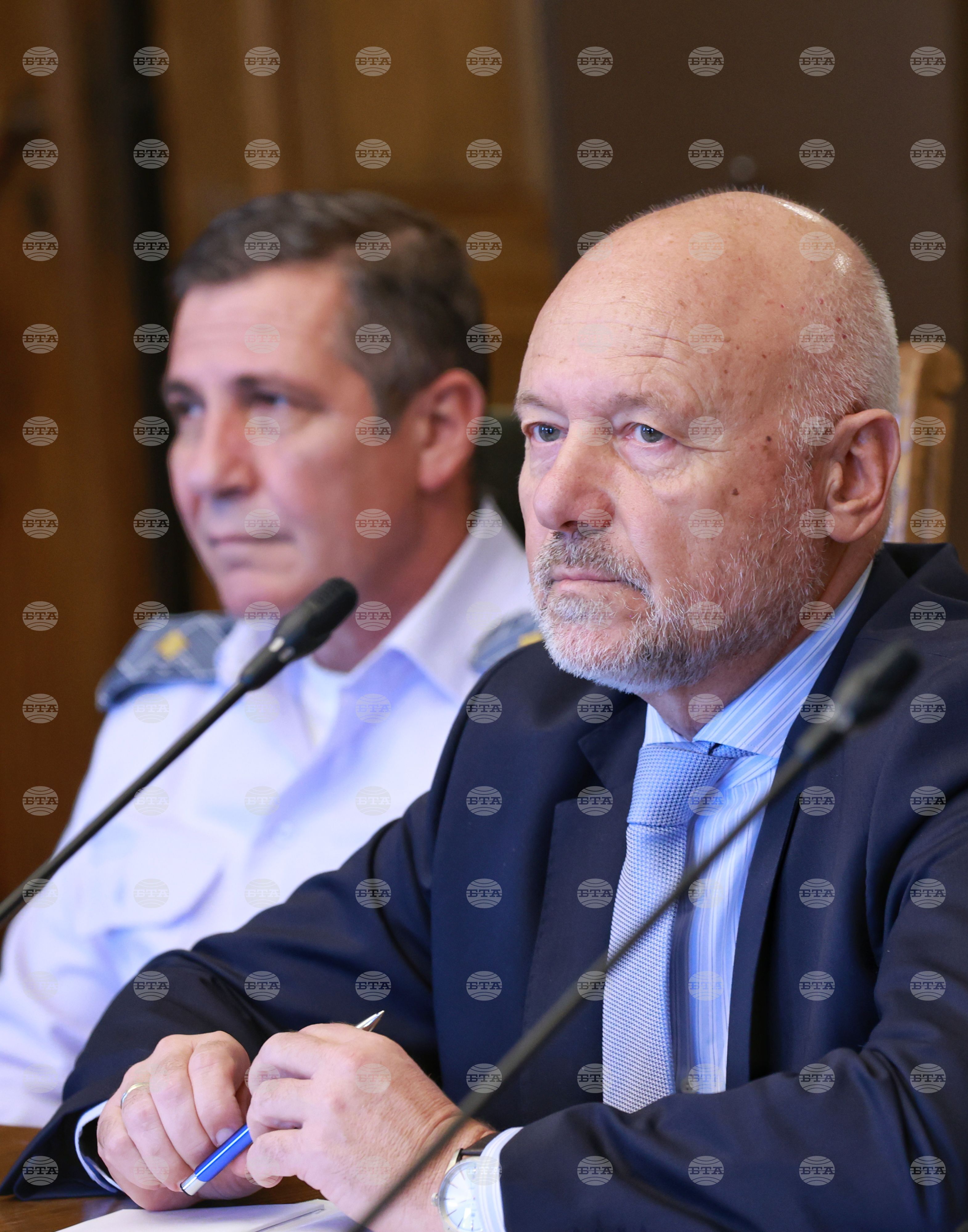 Парламент - Комисия по отбрана - заседание