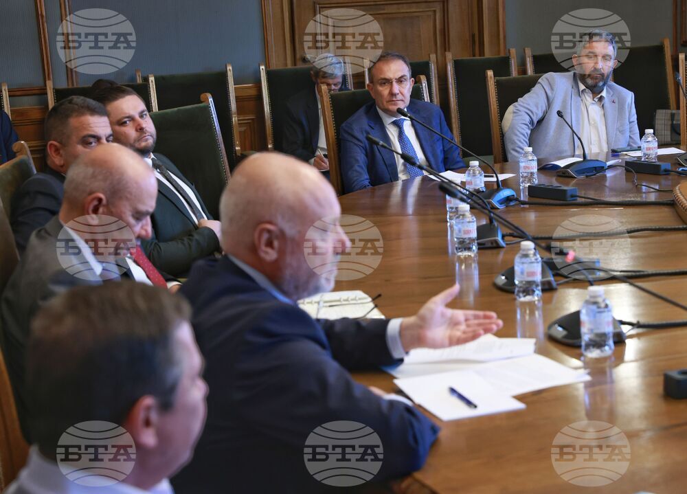 Парламент - Комисия по отбрана - заседание