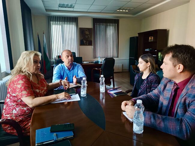 МЗХ: Ръководството на БАБХ и сдружение „За достъпна и качествена храна“ обсъдиха бъдещо сътрудничество при анализирането на храни