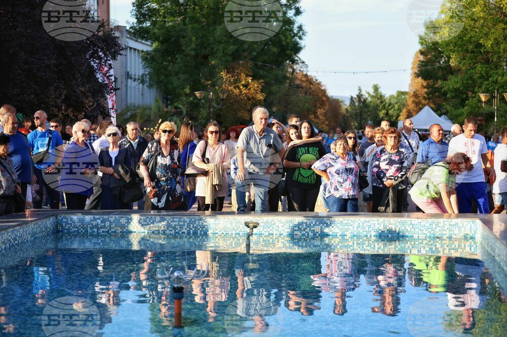 Карнобат - празник на града - президент - посещение