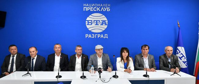 ДПС представи кандидатите за кметове на седемте общини в област Разград