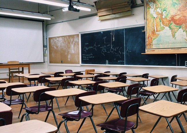 Гръцките преподаватели ще стачкуват в четвъртък заради недостиг на кадри