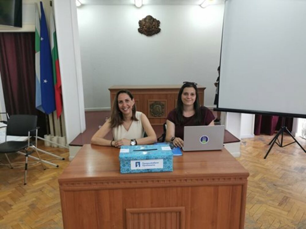 Теменужка Цветкова е регистрирана като кандидат за кмет на Монтана от коалиция "Продължаваме промяната – Демократична България"