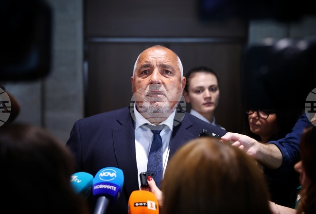 Парламент - заседание - кулоари