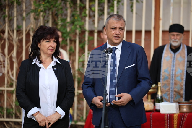 Благоевград - седмо СУ „Кузман Шапкарев“ - първа копка