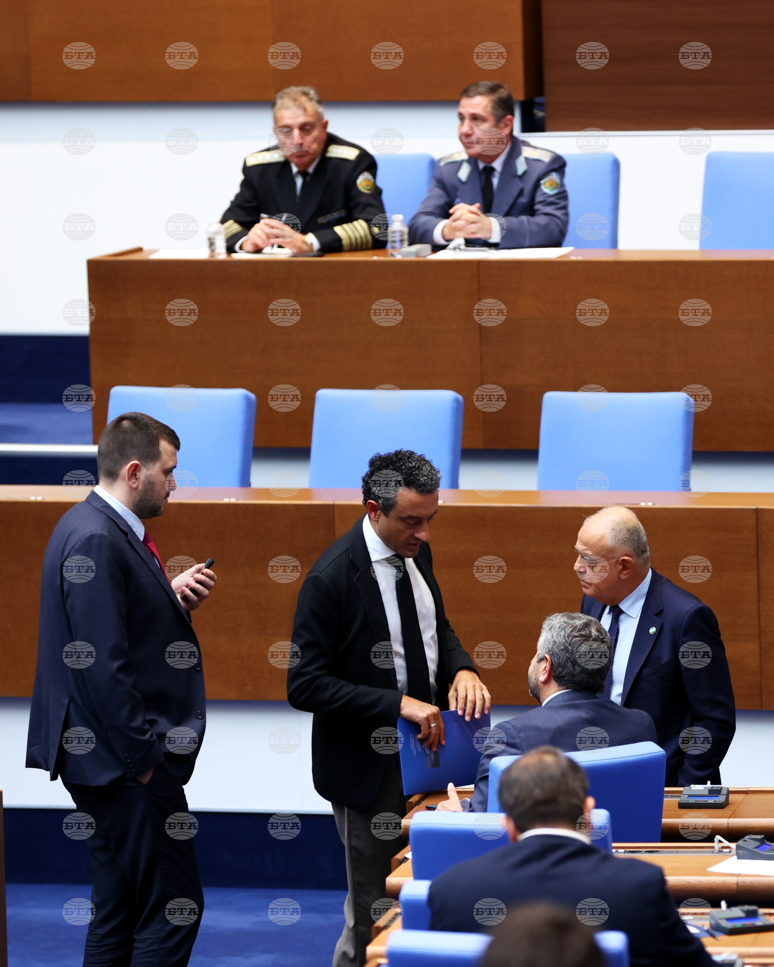 Парламент - заседание